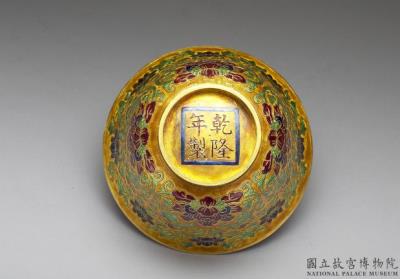 图片[3]-Covered cloisonne bowl with decoration of Indian lotuses, Qing dynasty, Qianlong reign (1736-1795)-China Archive